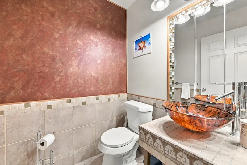Powder room
